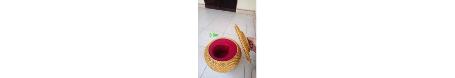 Bình mây đan ủ ấm trà